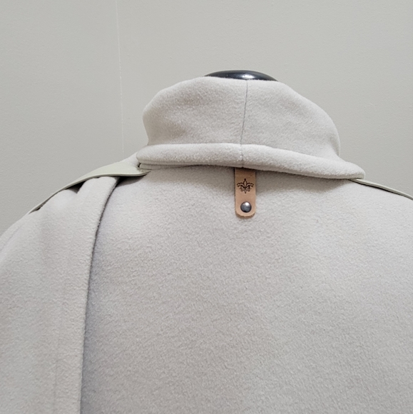 EUC Mackage Apple Fog Coat - Picture 6 of 8